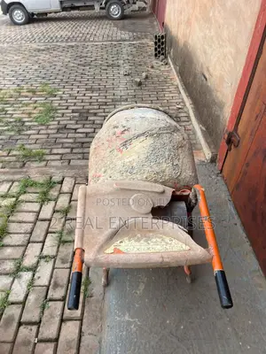 Mini Electric Concrete Mixer Uk Used and Works Well