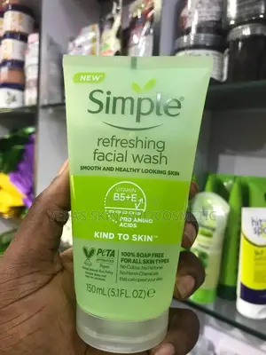 Simple Refreshing Facial Wash