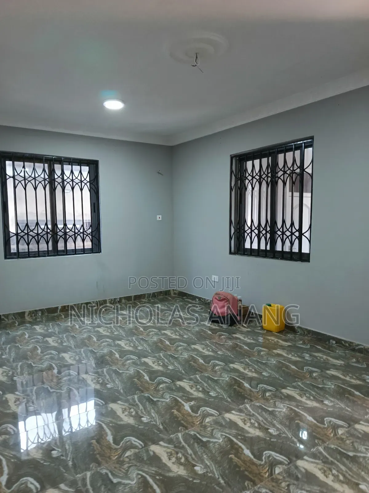 2bdrm Apartment in The Dorns Properties, New Town for rent