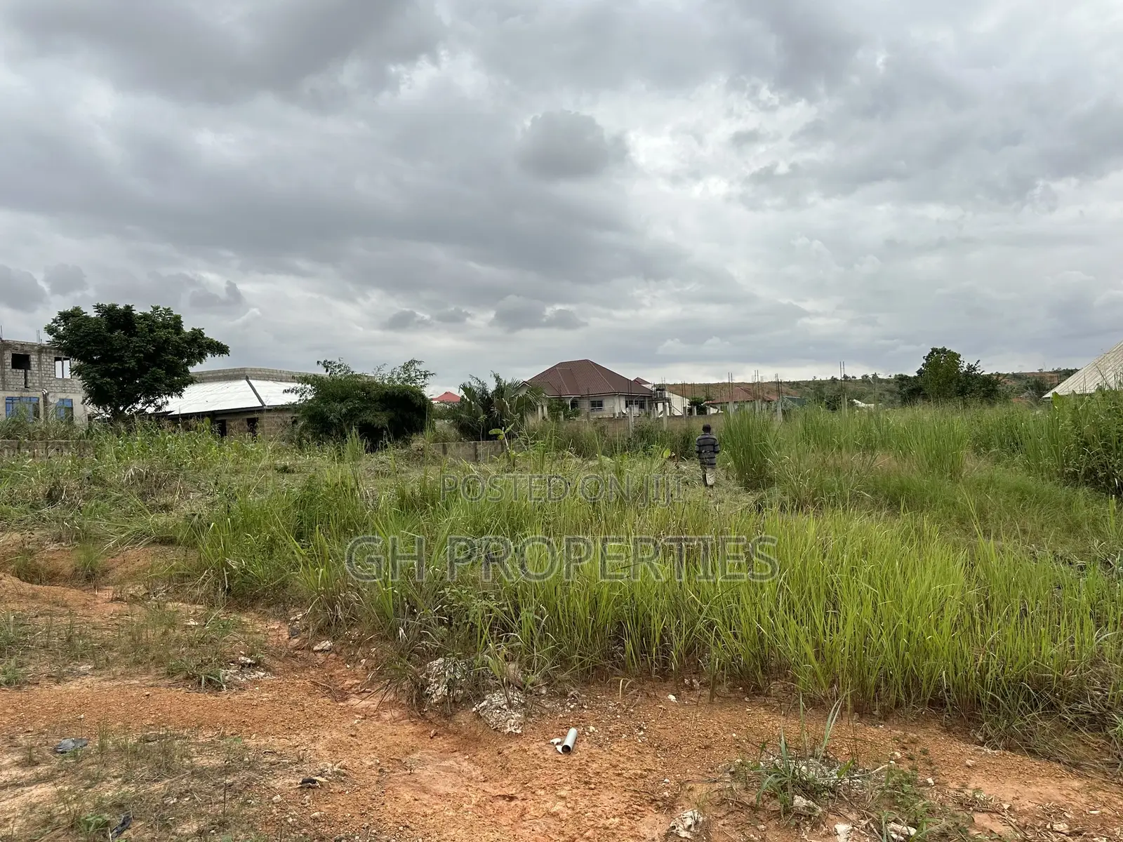 Half Plot for Sale at Kaase Oti.