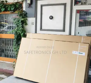 Cu70 75”Led Samsung Uhd Smart Black Crystal Tv