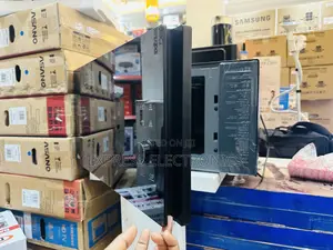 Lovely  New LG MH8265CIS Microwave Oven Black.