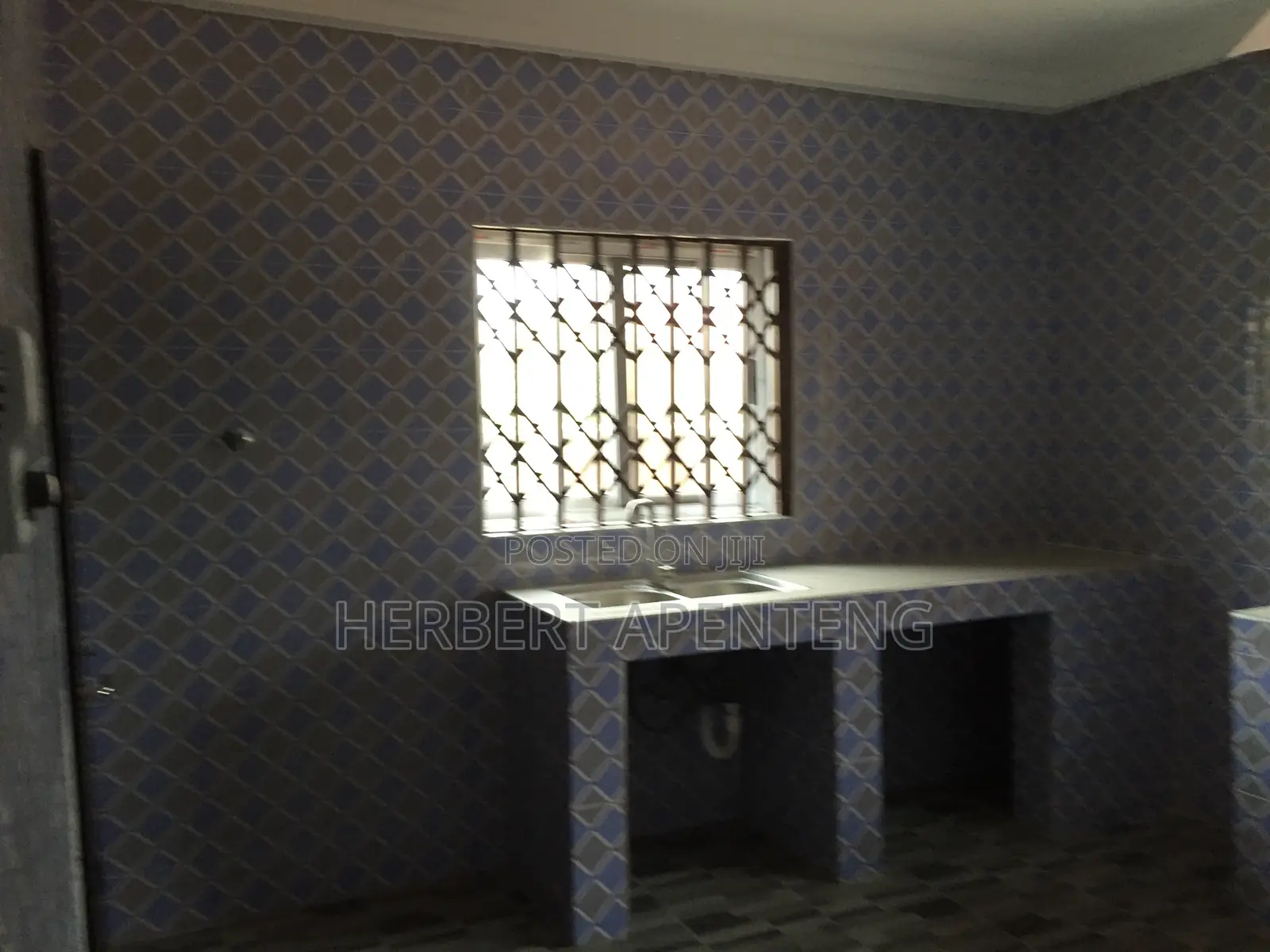 2bdrm Apartment in Danfa for rent