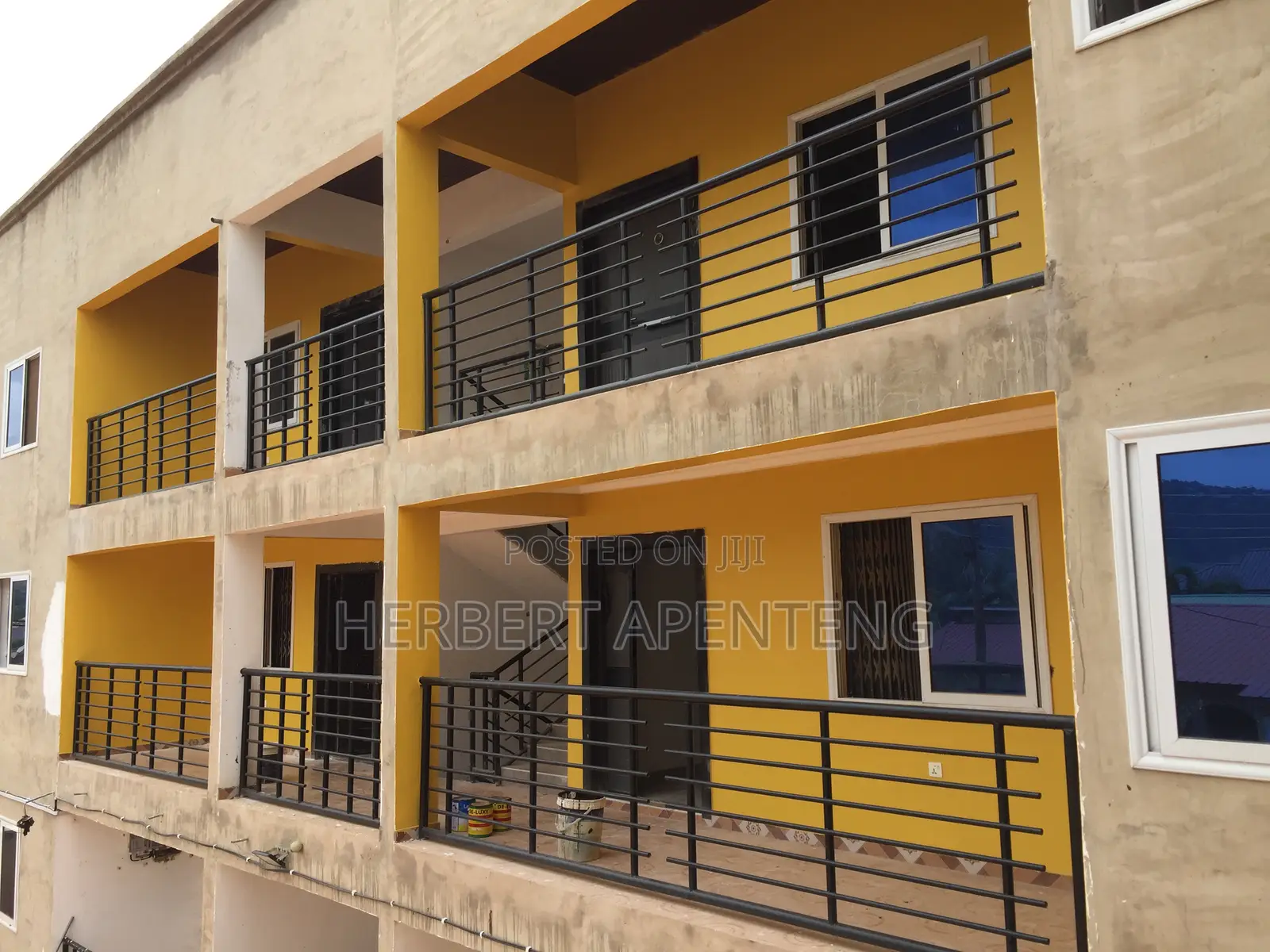 2bdrm Apartment in Danfa for rent