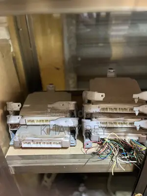 2005-2007 Toyota Corolla Engine Control Unit