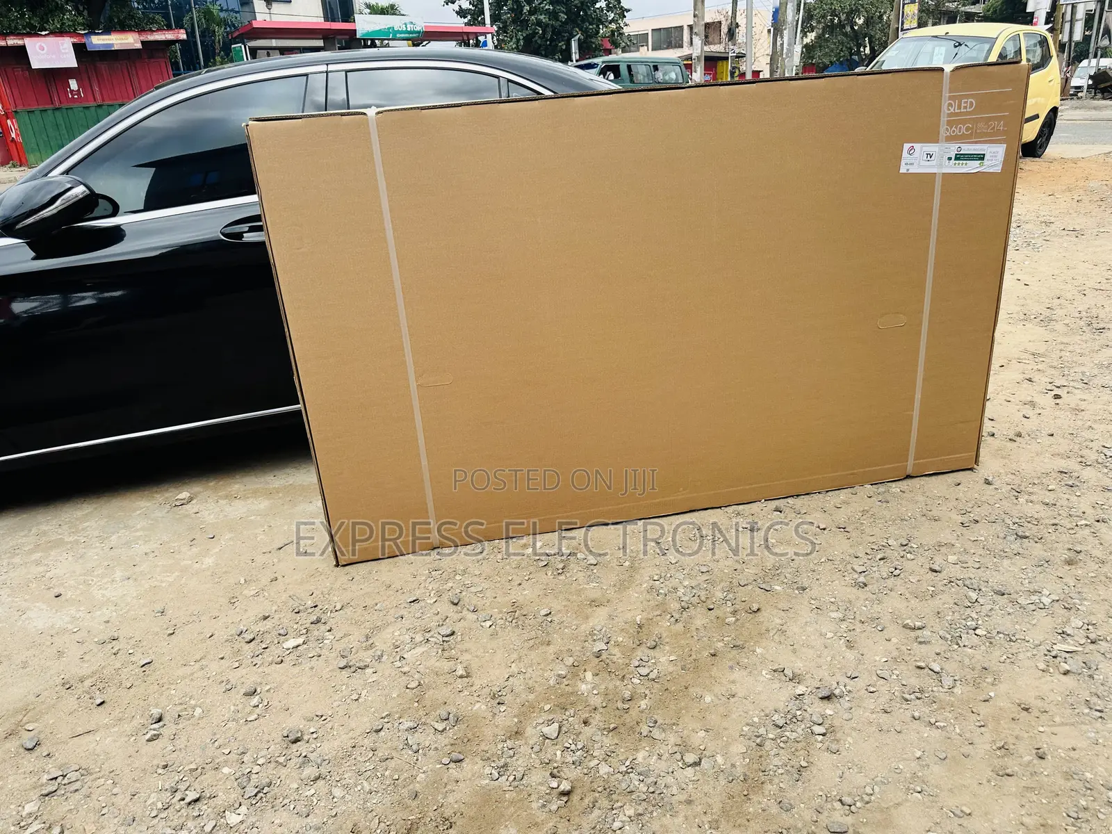 Smart UHD Smart 85”Q60C Samsung  