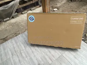 Samsung 43inch Crystal UHD Smart TV W/Slim Lift Stand