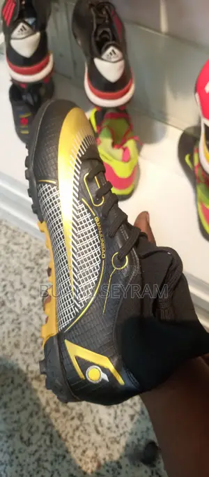 Gym Sneaker