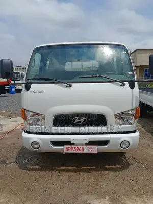 2010 Hyundai Mighty Double Cabin. New Arrivals.