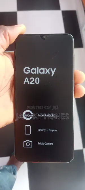 Samsung Galaxy A20 64 GB Black