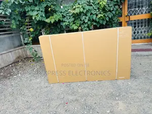 Tizen OS UHD Smart Samsung 75”Cu7000