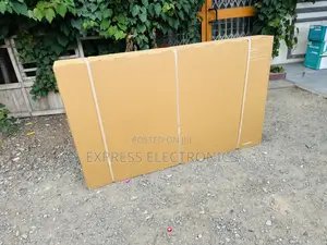 Tizen OS UHD Smart Samsung 75”Cu7000