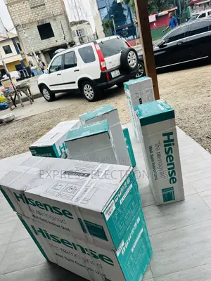 Fire Proof Electric Box Hisense Split R410 Gas 2.5hp Ac
