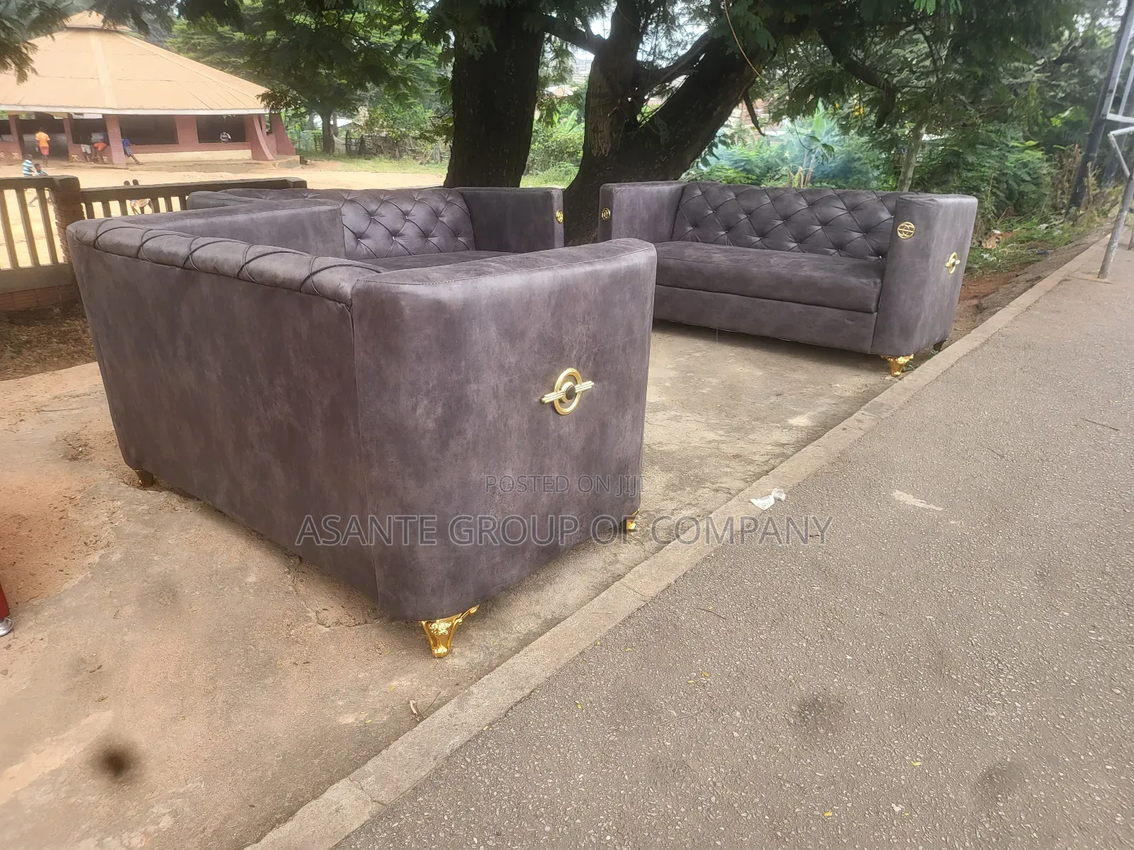Quality and Affordable Modern Living Room Furniture