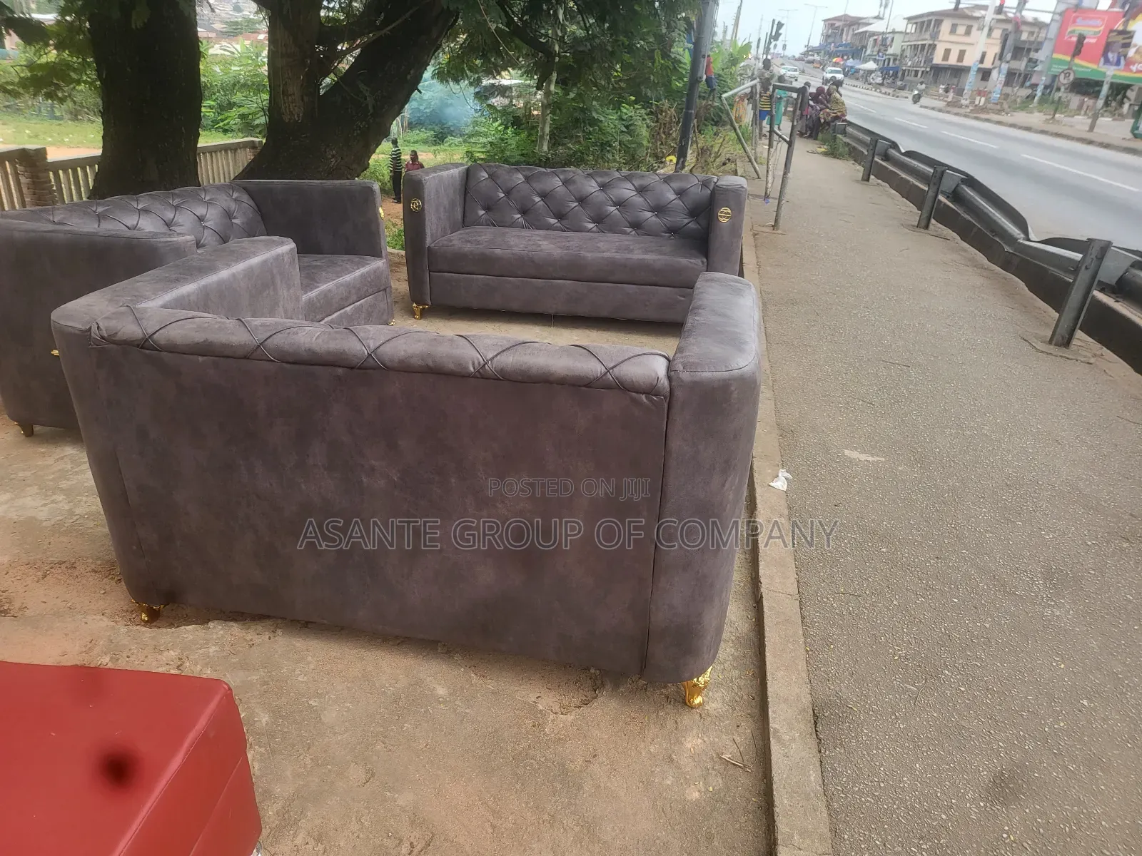 Quality and Affordable Modern Living Room Furniture