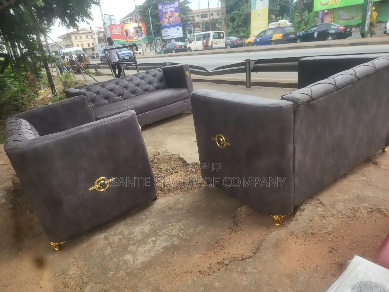Quality and Affordable Modern Living Room Furniture