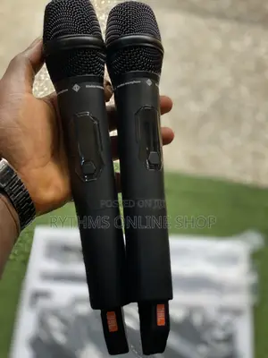 JBL KMC8 Cordless Microphone