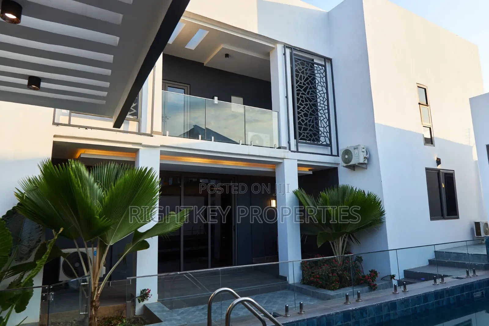 5bdrm Mansion in Kumasi for sale
