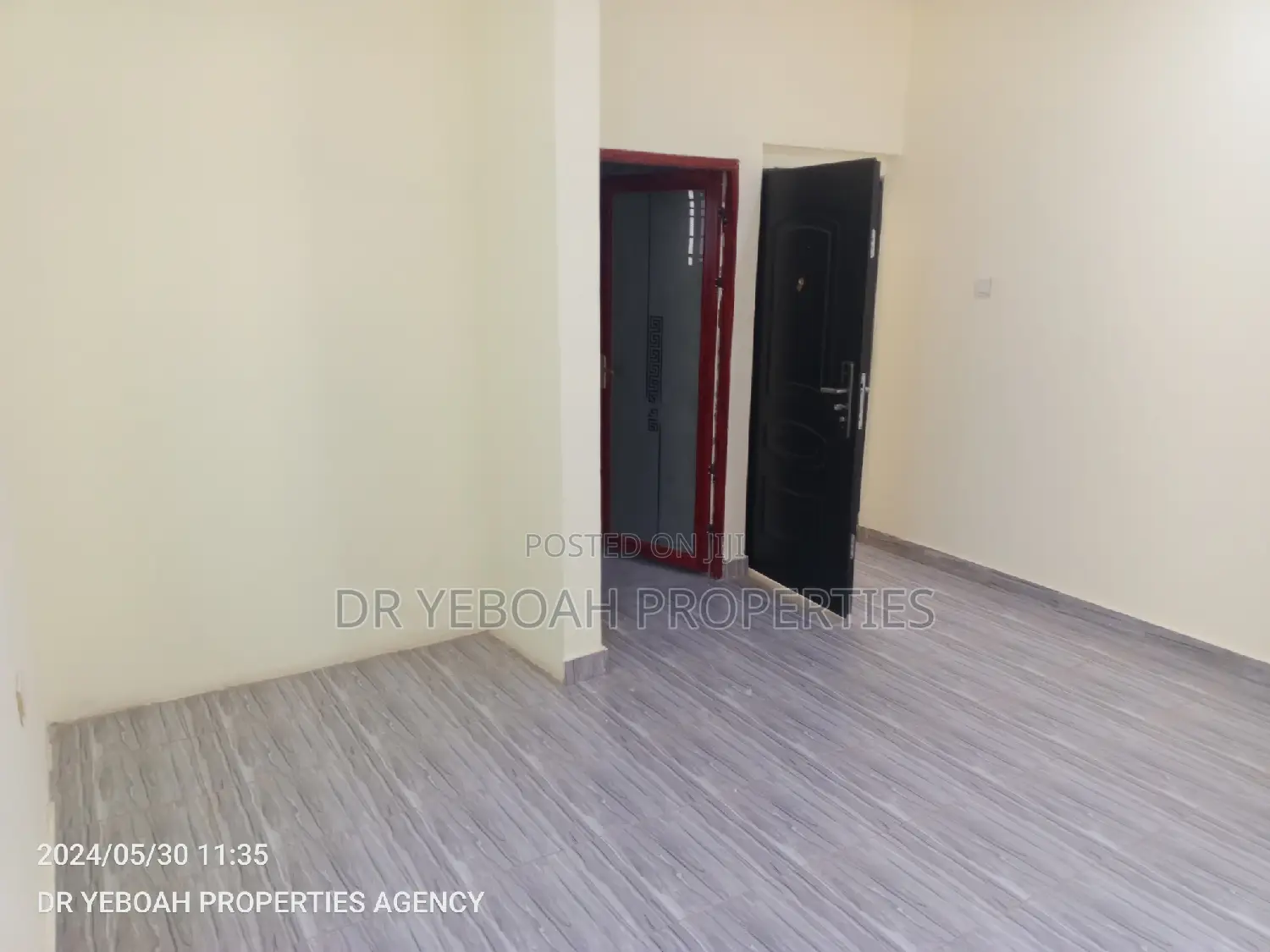 3bdrm House in Spintex Manet :- 3 for sale