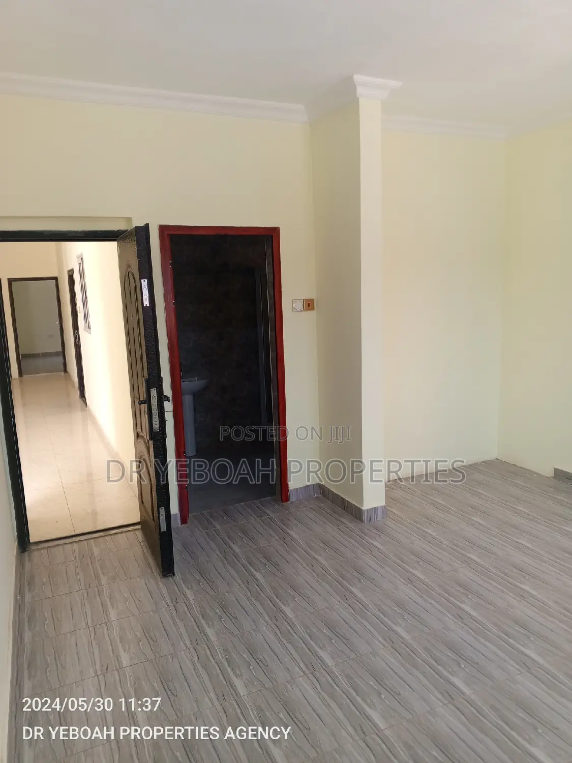 3bdrm House in Spintex Manet :- 3 for sale
