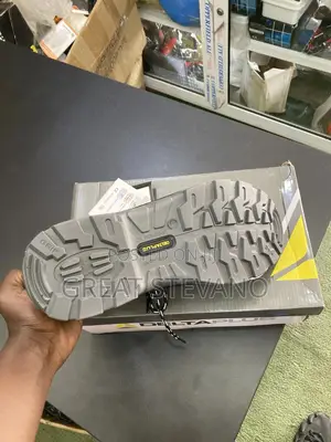 Delta Plus Safety Boot