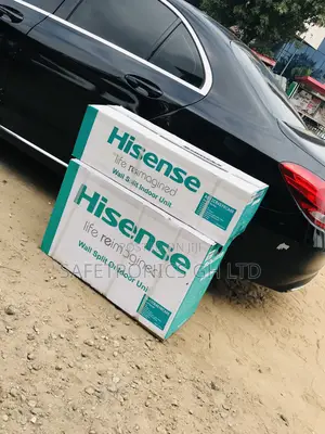 R410 White Non-Inverter Hisense 2.5hp Ac
