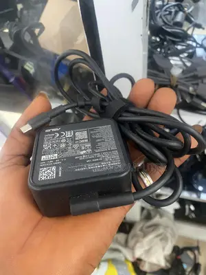 Asus Type C Adapter /Adapter 5.0v~3A,9v~3A,15v~3A,20v~2.25A