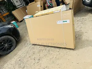Dynamic Crystal Color UHD Smart Samsung 65”Cu8000