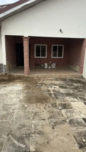 2bdrm House in Oyarifa for sale