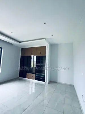4bdrm House in East Legon for sale
