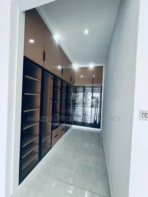 4bdrm House in East Legon for sale