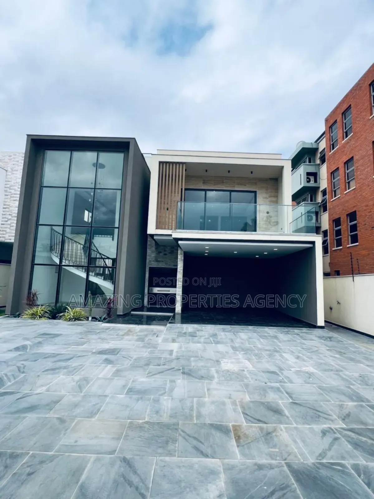 4bdrm House in East Legon for sale