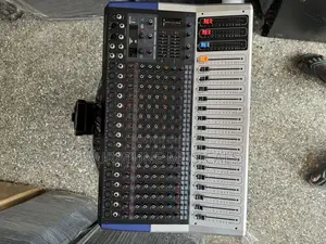 Yamaha 16 Channel Mixer