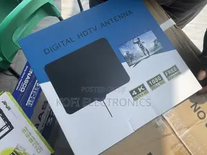 High Gain Digital Indoor Antenna TV Signal Reception.