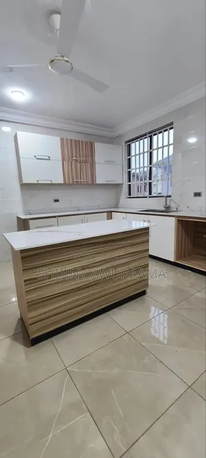 3bdrm Apartment in East Legon for rent