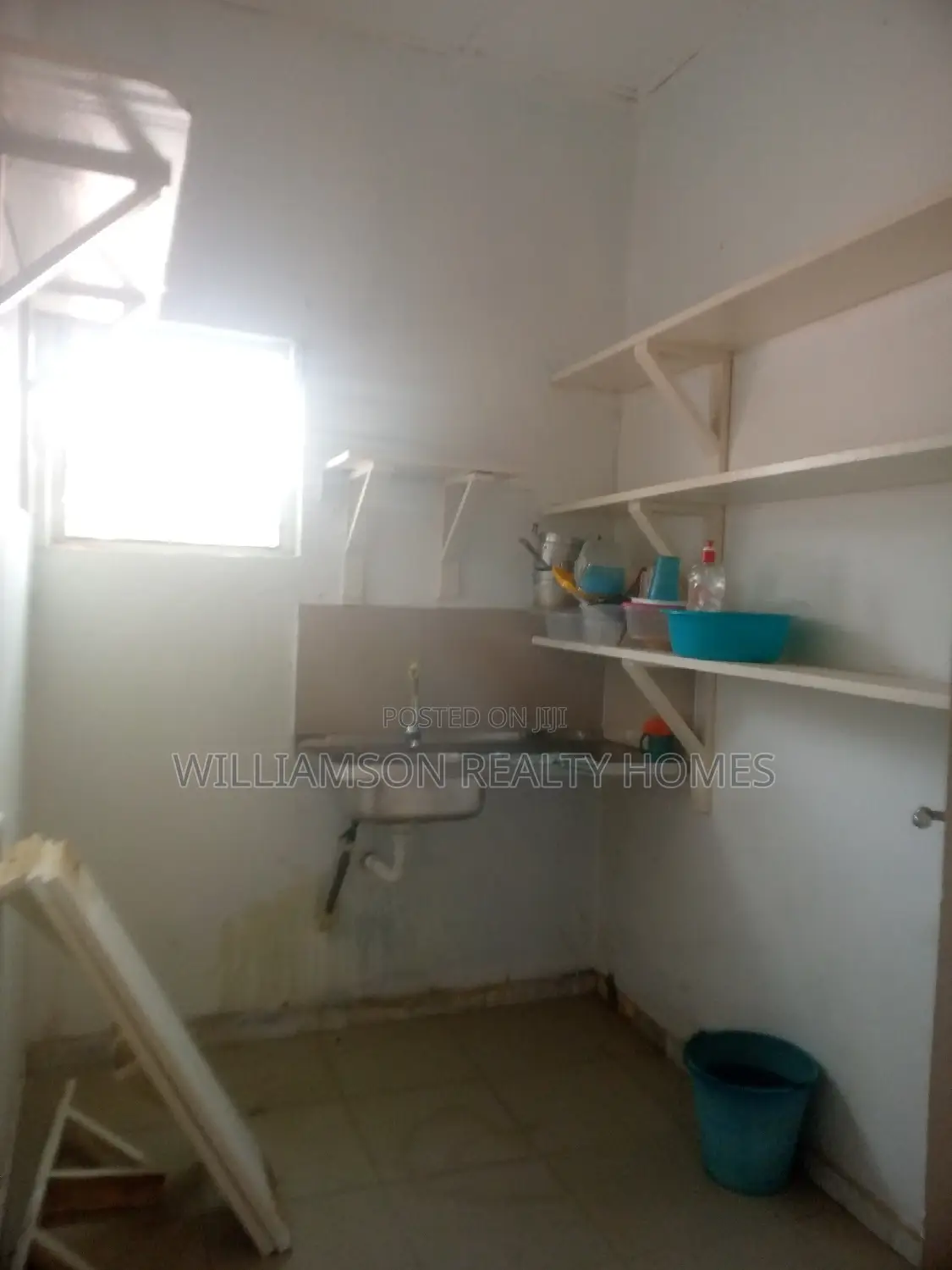 1bdrm Apartment in Community 18 Area, Spintex for rent