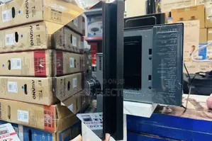 Available at 10gig Store Microwave Oven 42L LG MH8265CIS