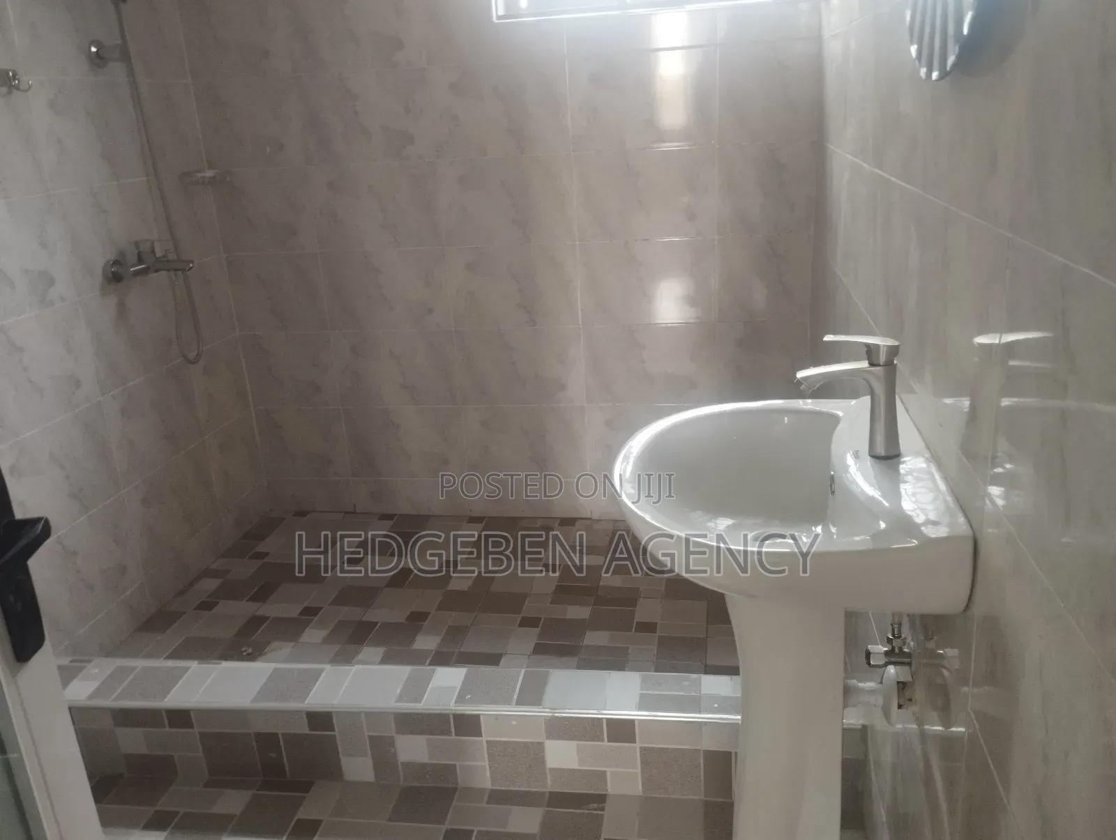 2bdrm Apartment in Oyarifa for rent