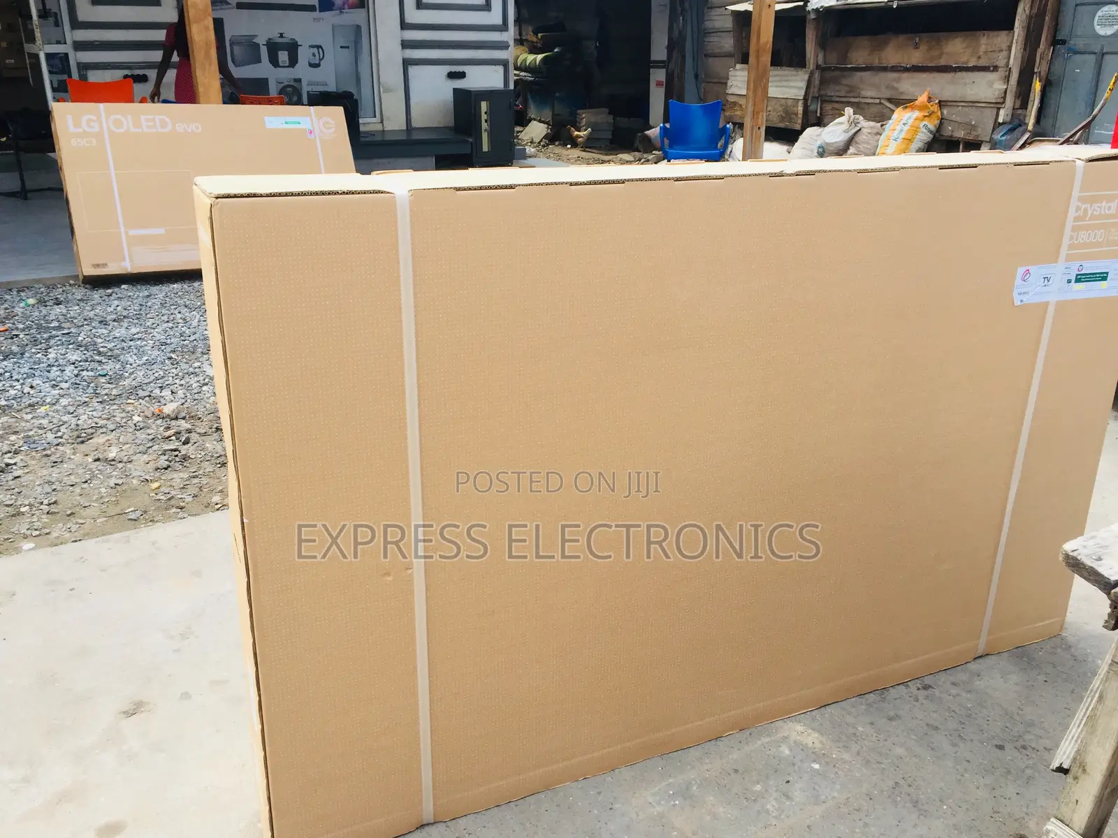 Sleek Slim UHD Smart Samsung 75”Cu8000 