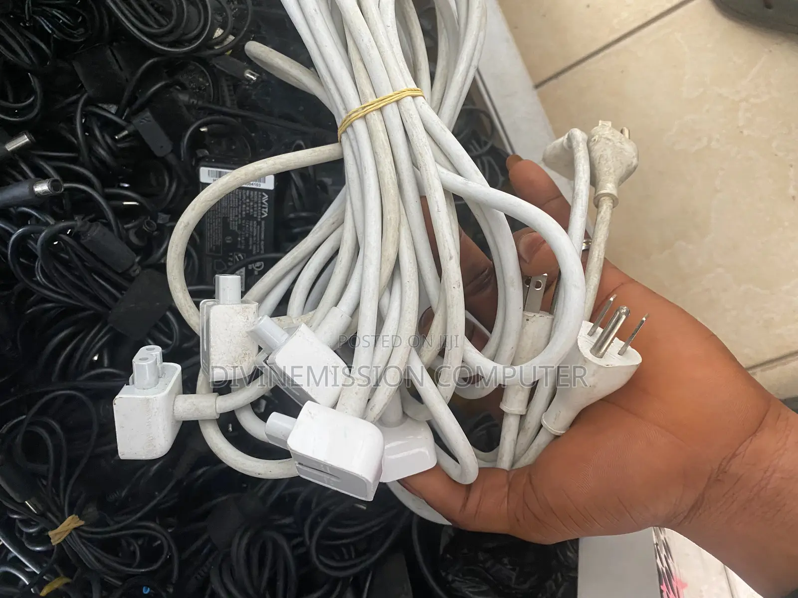 Apple Macbook Original Uk Power Cable/ Power Cord.