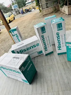 Stay Frost With Hisense Split R410 Gas 1.5hp AC.