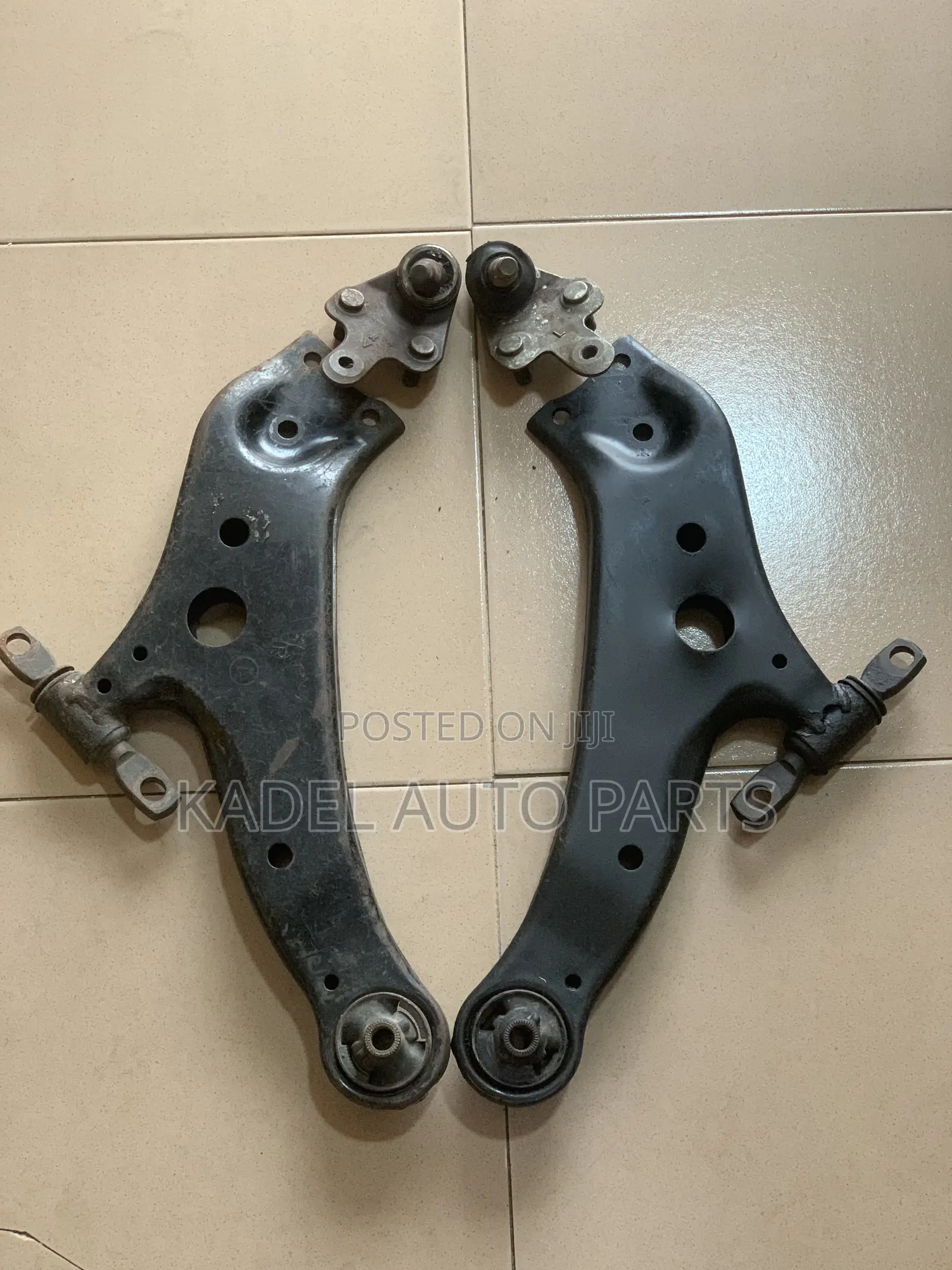 Toyota Highlander Lower Arm Set