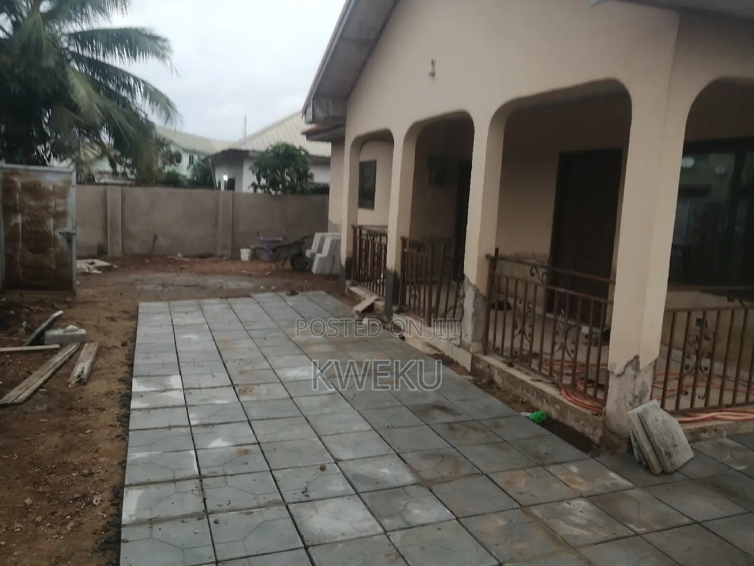 2bdrm House in Seedovproperties, Spintex for rent