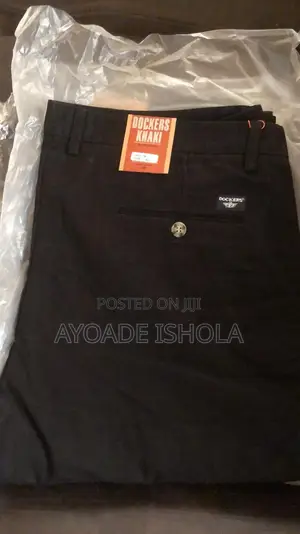 Chinos/Khaki Men Trousers