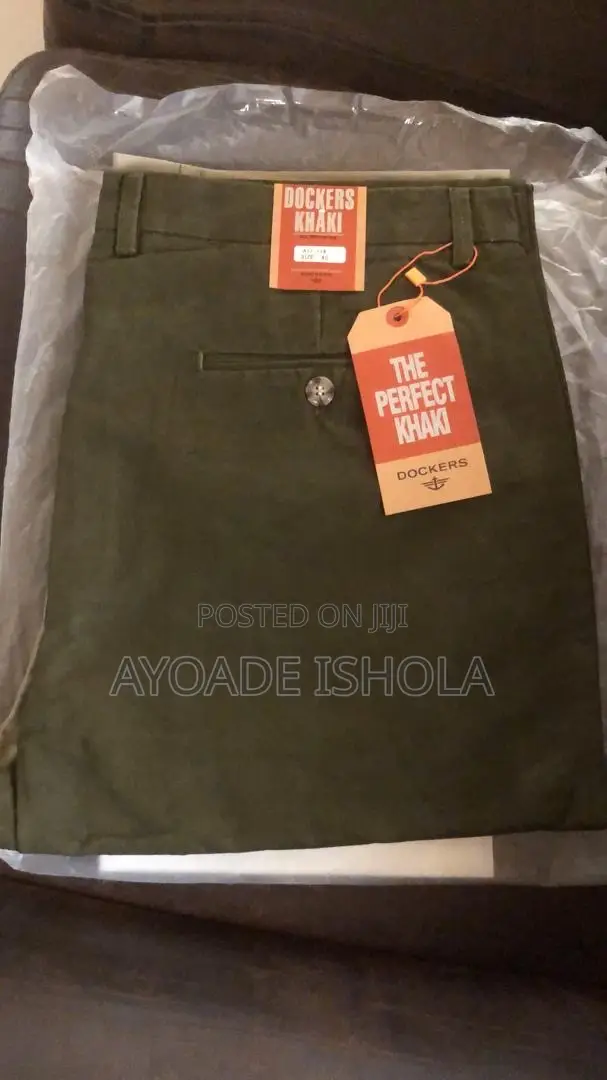 Chinos/Khaki Men Trousers