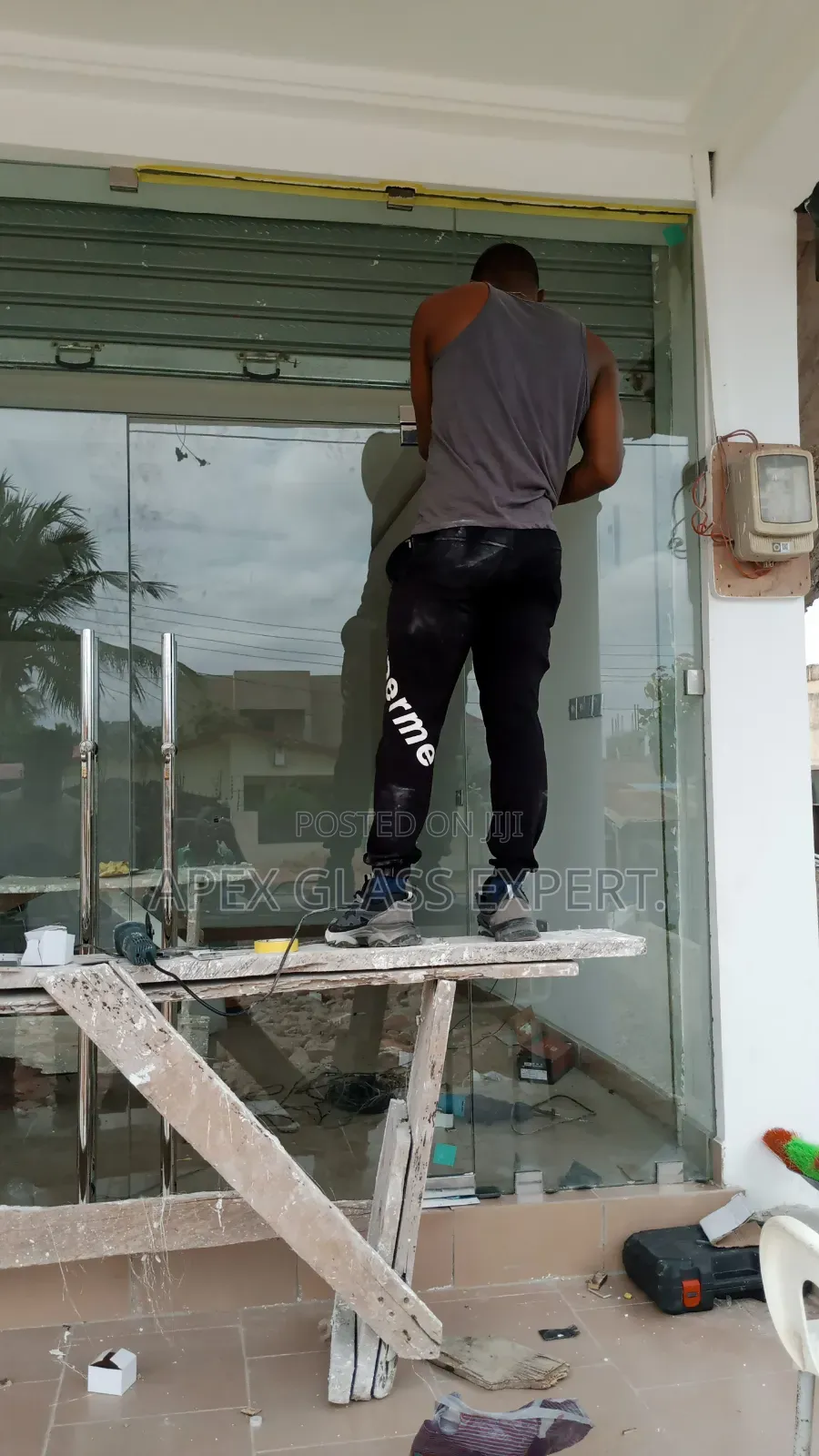 Double Glass Door With Fix by Apexglassexpert.