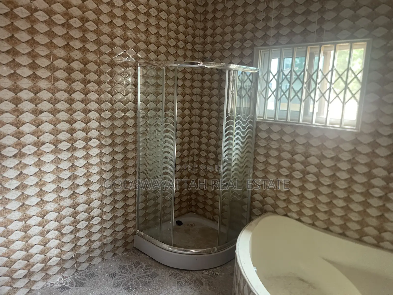 3bdrm House in East Legon, Adjiriganor for rent