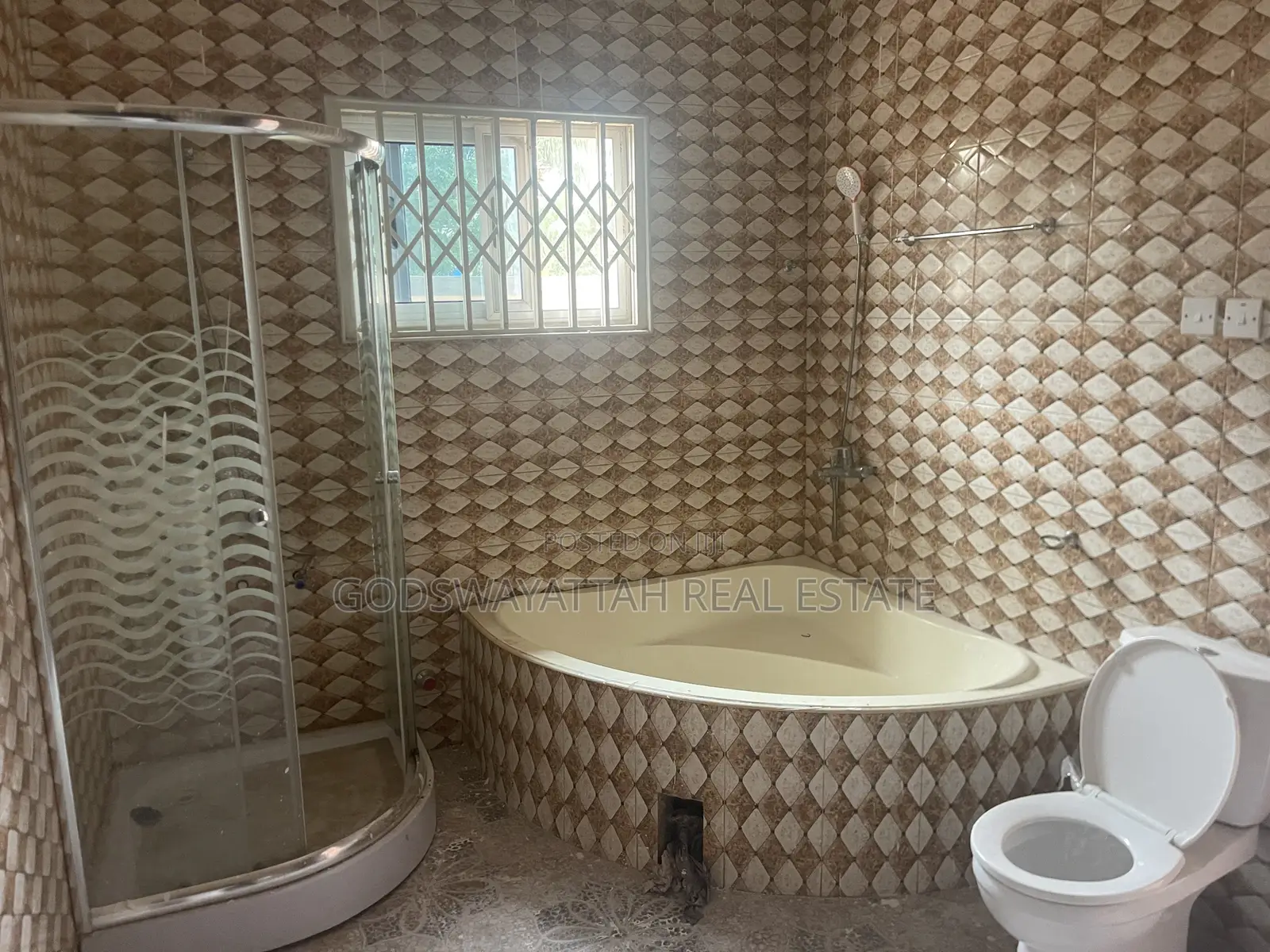 3bdrm House in East Legon, Adjiriganor for rent