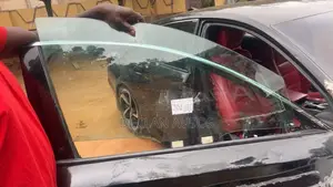 Honda Accord 2018 Front Door Glass