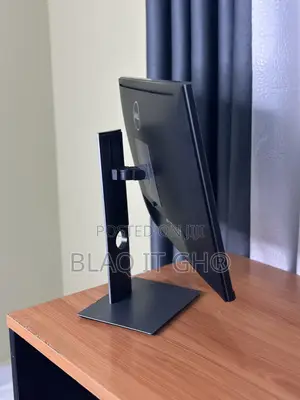 Dell 24” Edgeless Monitor 1920x1200
